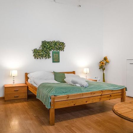 Elegant 2Br Apartment - Near Bahnhof Wien Meidling Extérieur photo