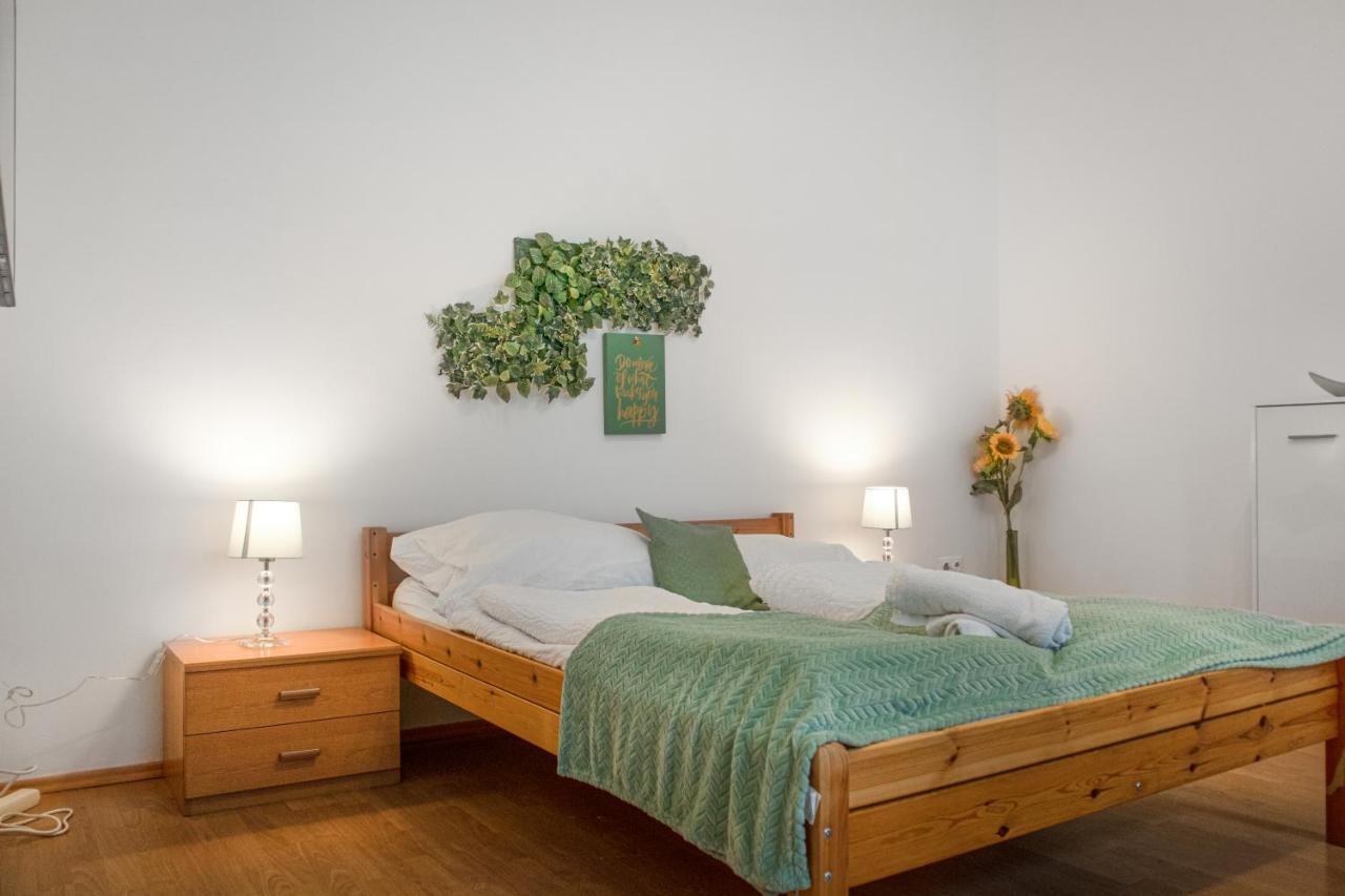 Elegant 2Br Apartment - Near Bahnhof Wien Meidling Extérieur photo