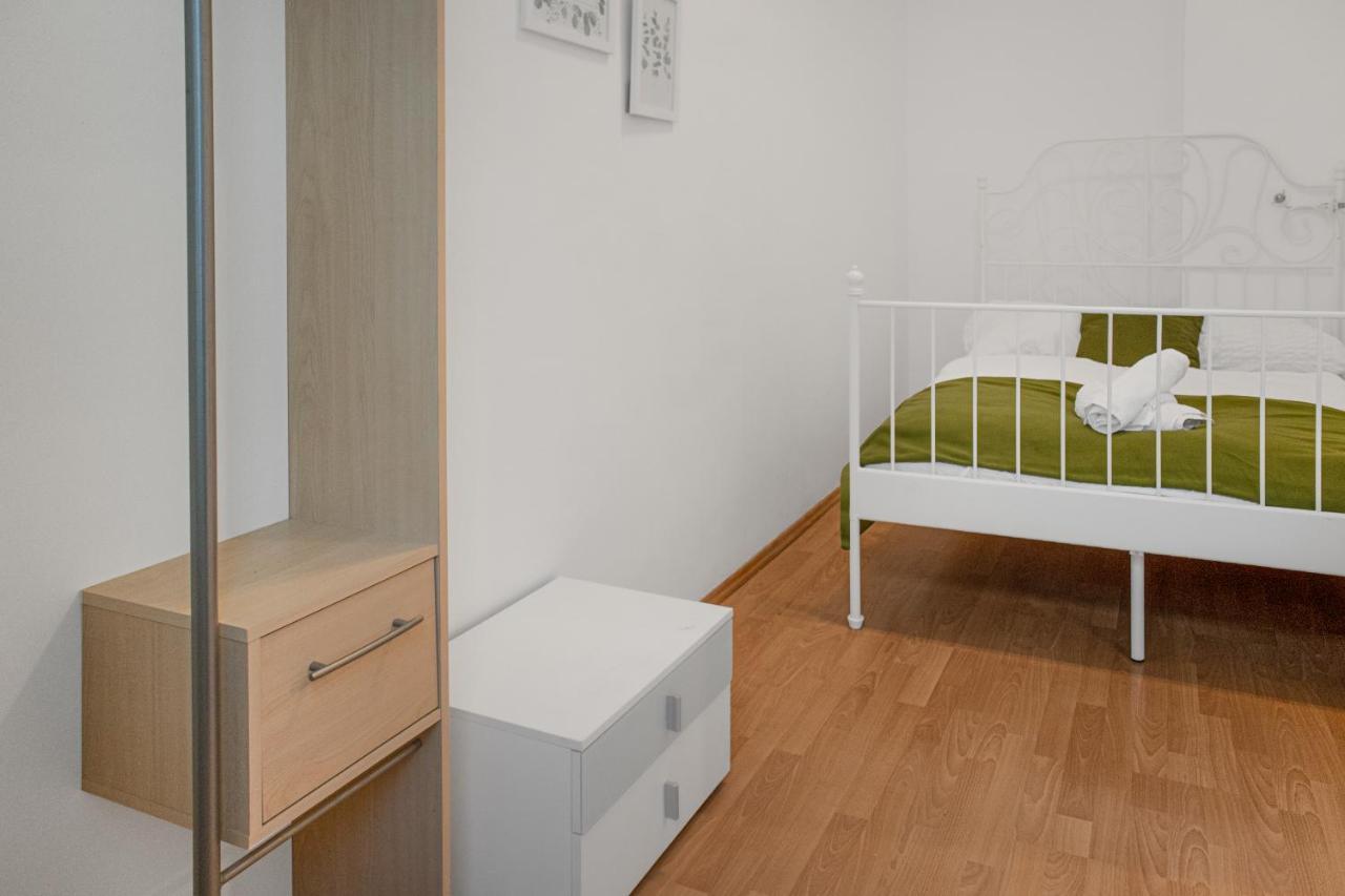 Elegant 2Br Apartment - Near Bahnhof Wien Meidling Extérieur photo